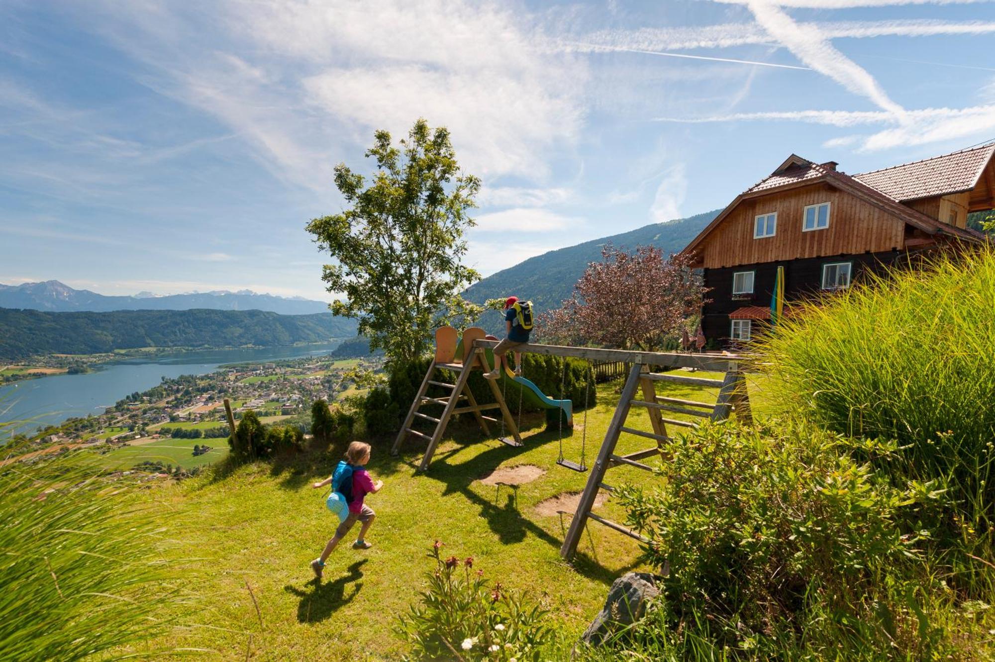 Blaues Haus Ferienwohnung Bodensdorf Ossiacher See Gerlitzen Alpe Kültér fotó